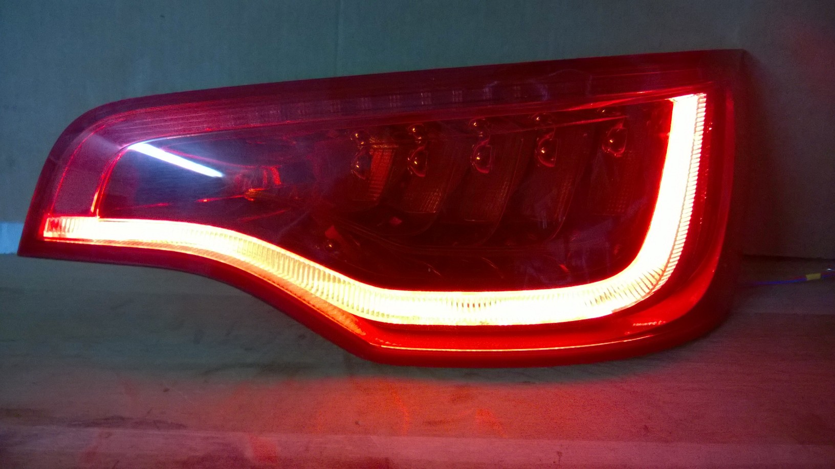 Regeneracja lamp tylnych- Audi Q7