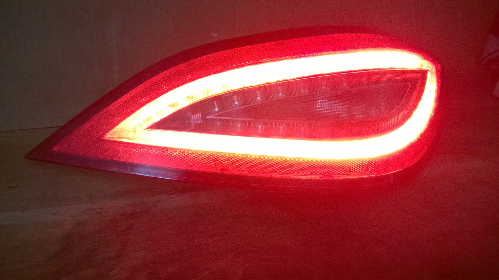 Regeneracja lamp tylnych LED Mercedes CLS w218