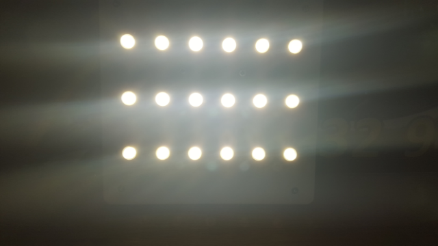 Lampa stanowiskowa LED