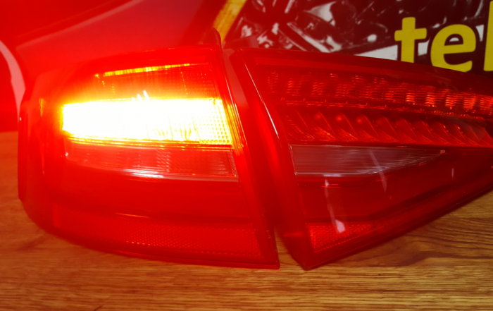 lampa led Audi A4 B8 lift 2016r