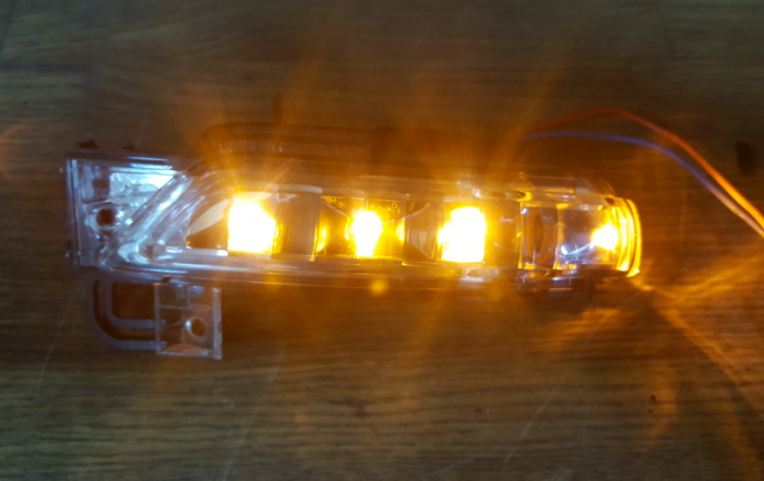 lampa led Dodge Durango 2015r kierunkowskaz lusterka